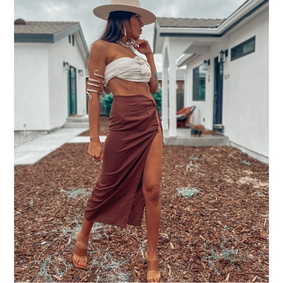 Brown Ring Skirt - Picture 3 of 14